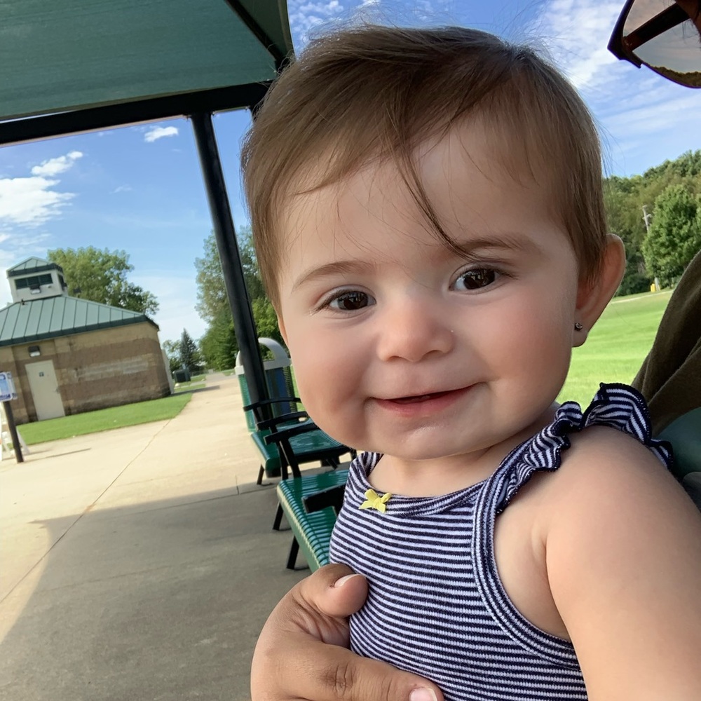 Meet your Posher, Apolonia